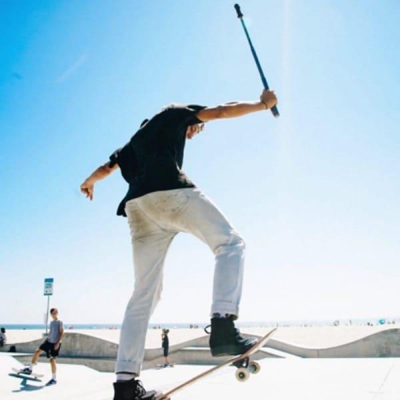  ONE &amp; ONE X Camera Skateboarding Suit Run Bundle