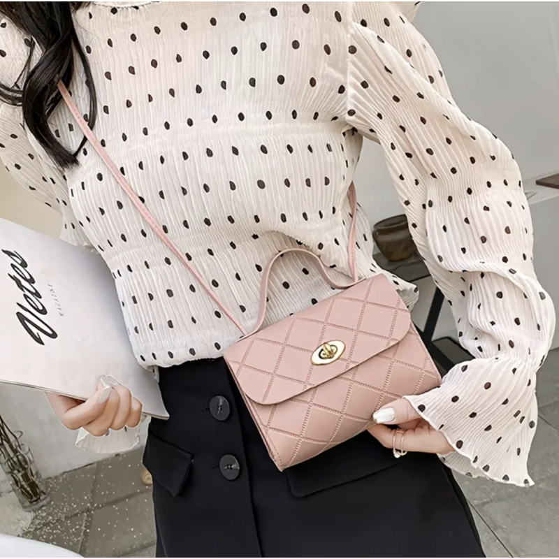 Women's Argyle Embossed Shoulder Bag, Chain Strap Buckle Decor Crossbody Bag, Flap Handbag For Work——Black